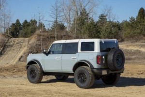 2021-ford-bronco_100752220